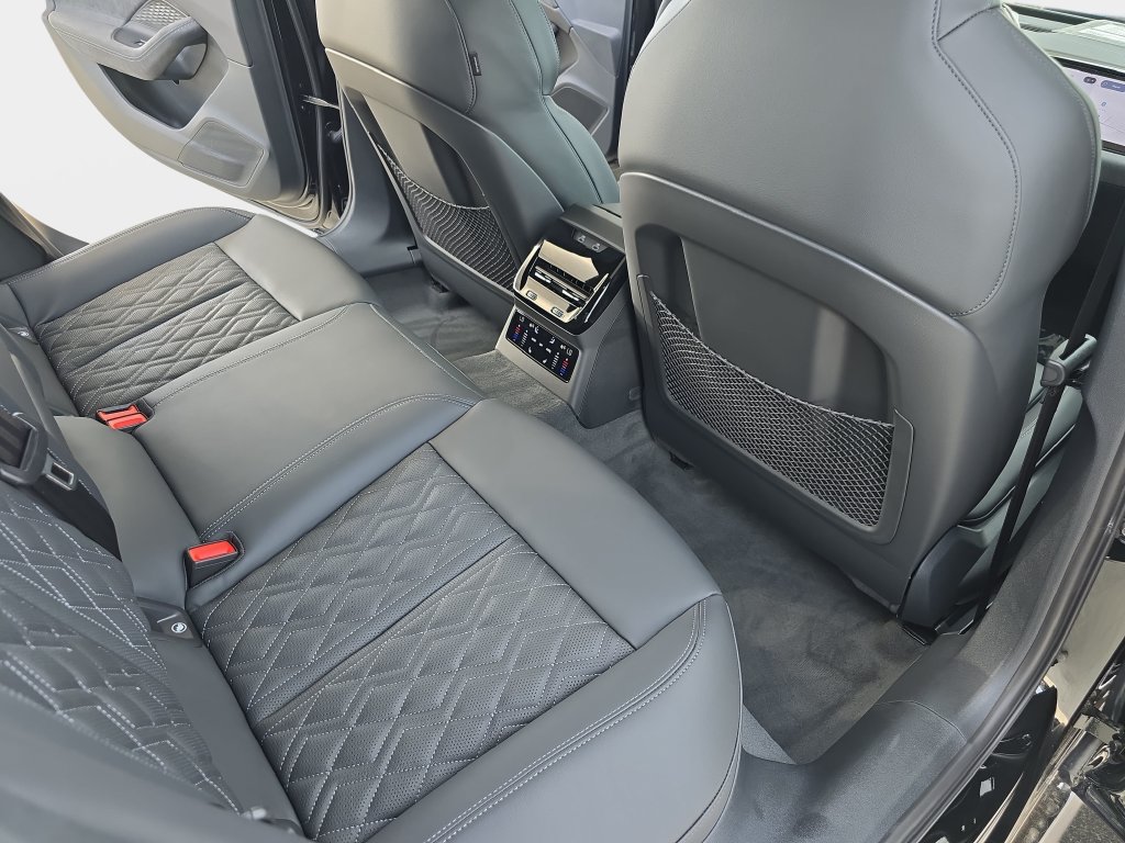 New 2026 Audi A6 Prestige AWD/4WD image 11