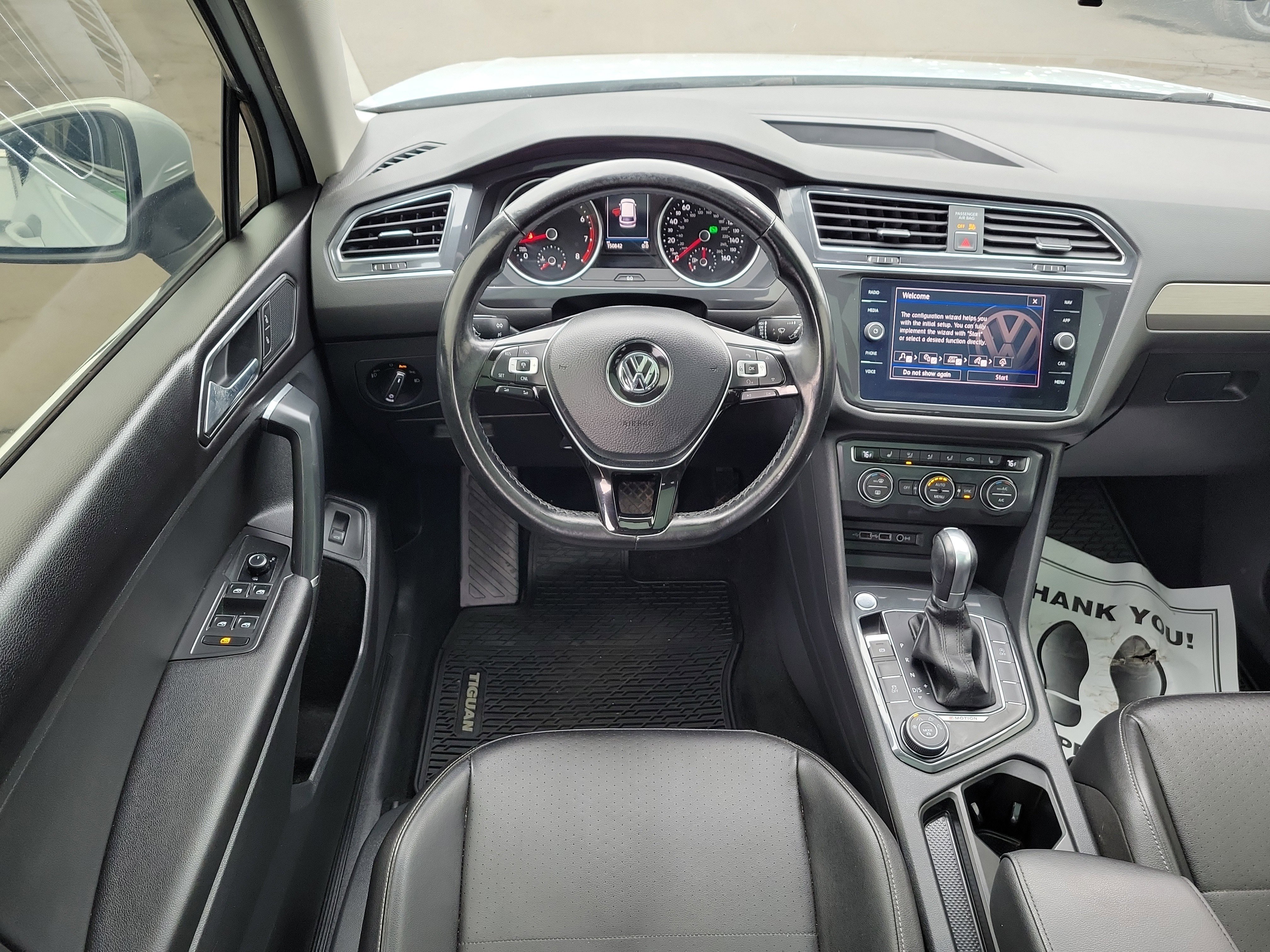 Used 2018 Volkswagen Tiguan SEL AWD/4WD image 11