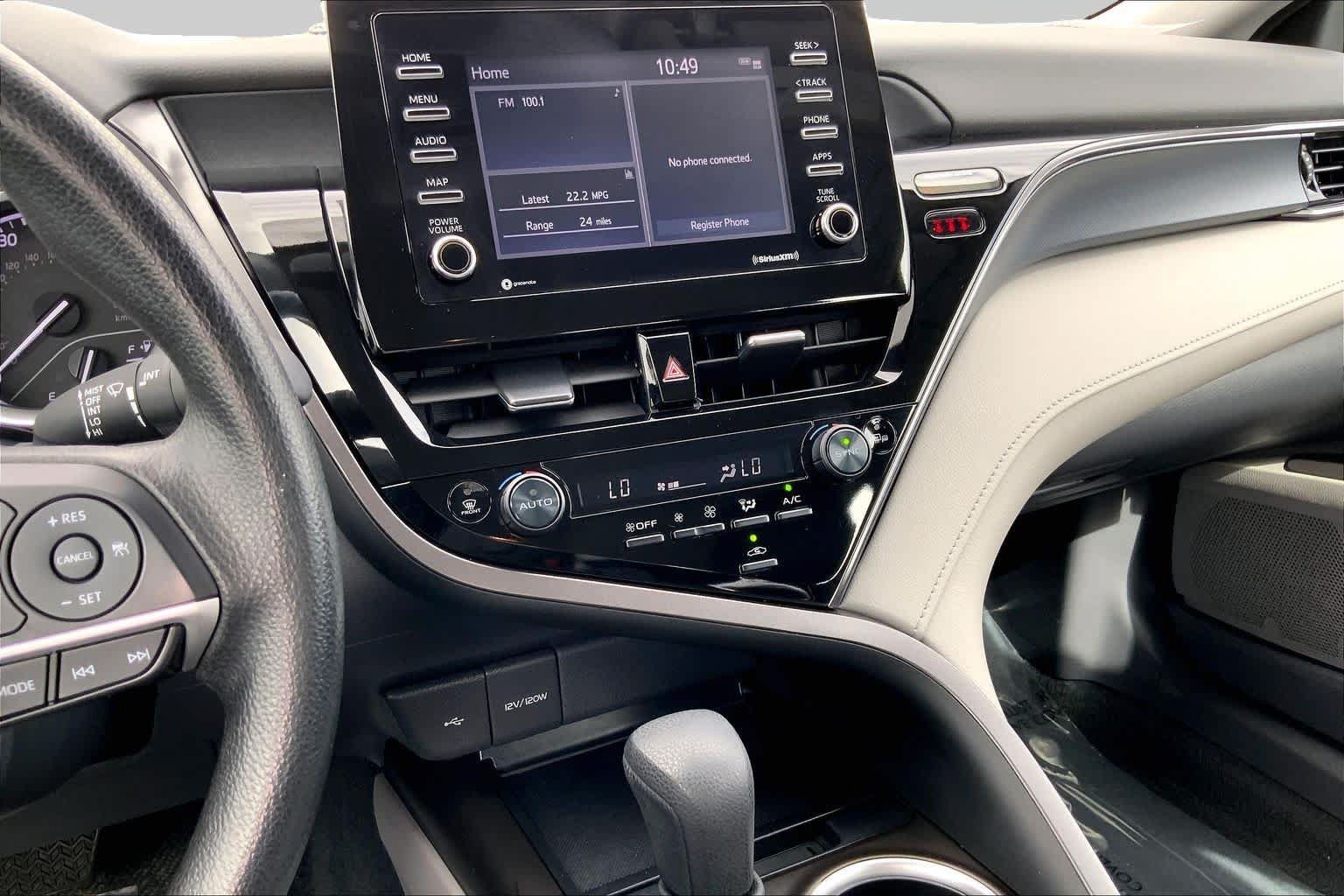 Used 2024 Toyota Camry LE w/ Convenience Package FWD image 6