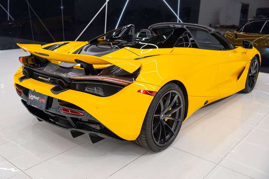 Used 2023 McLaren 720S Luxury image 22