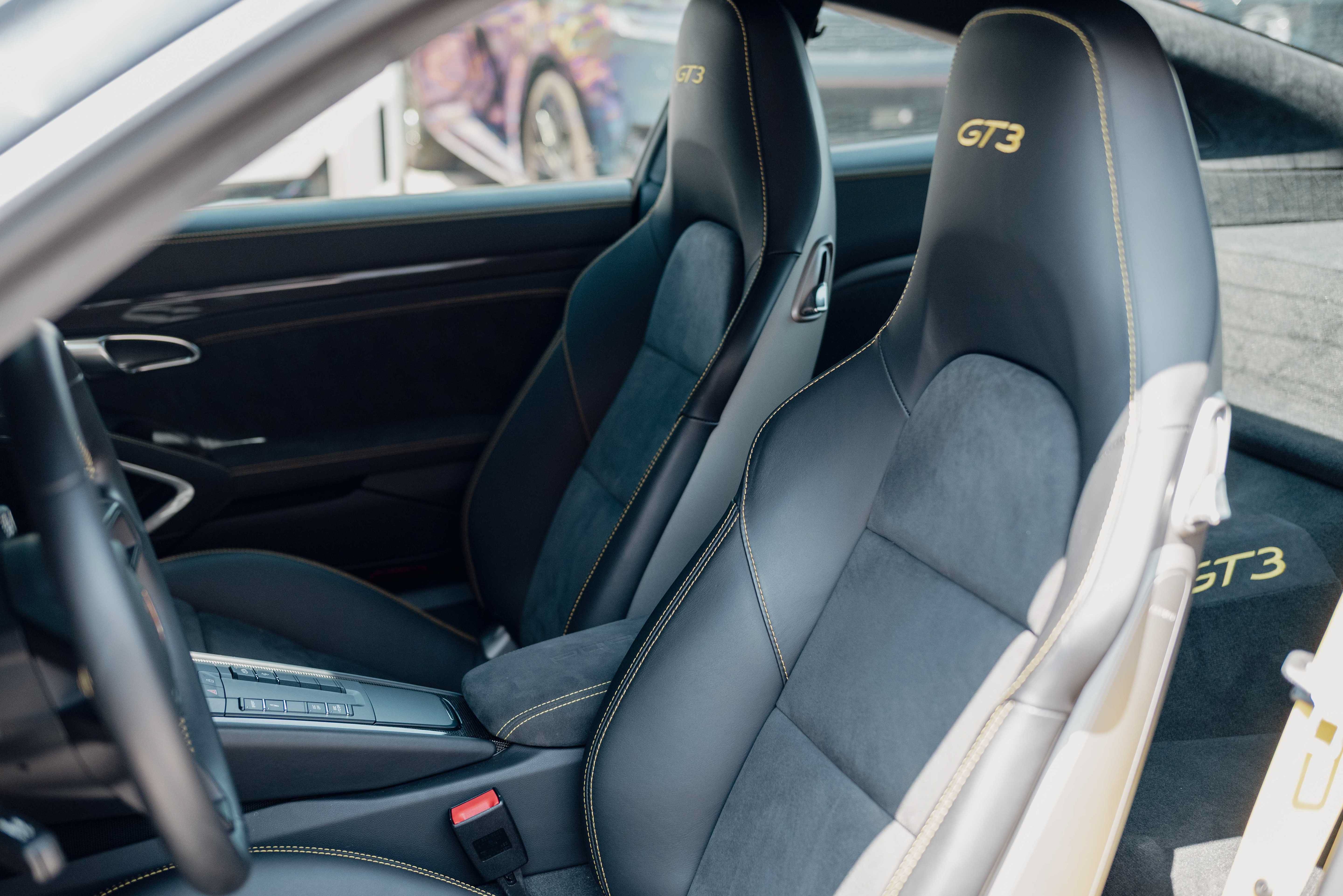 Used 2019 Porsche 911 GT3 RWD image 11