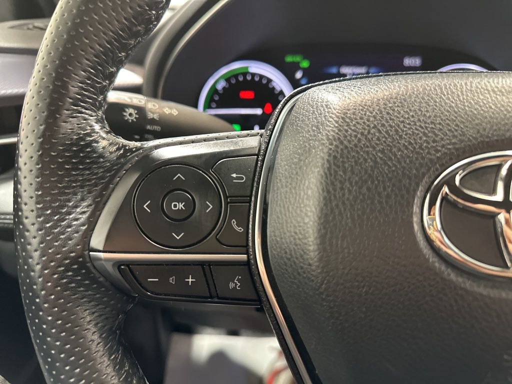 Used 2022 Toyota Avalon XSE image 22