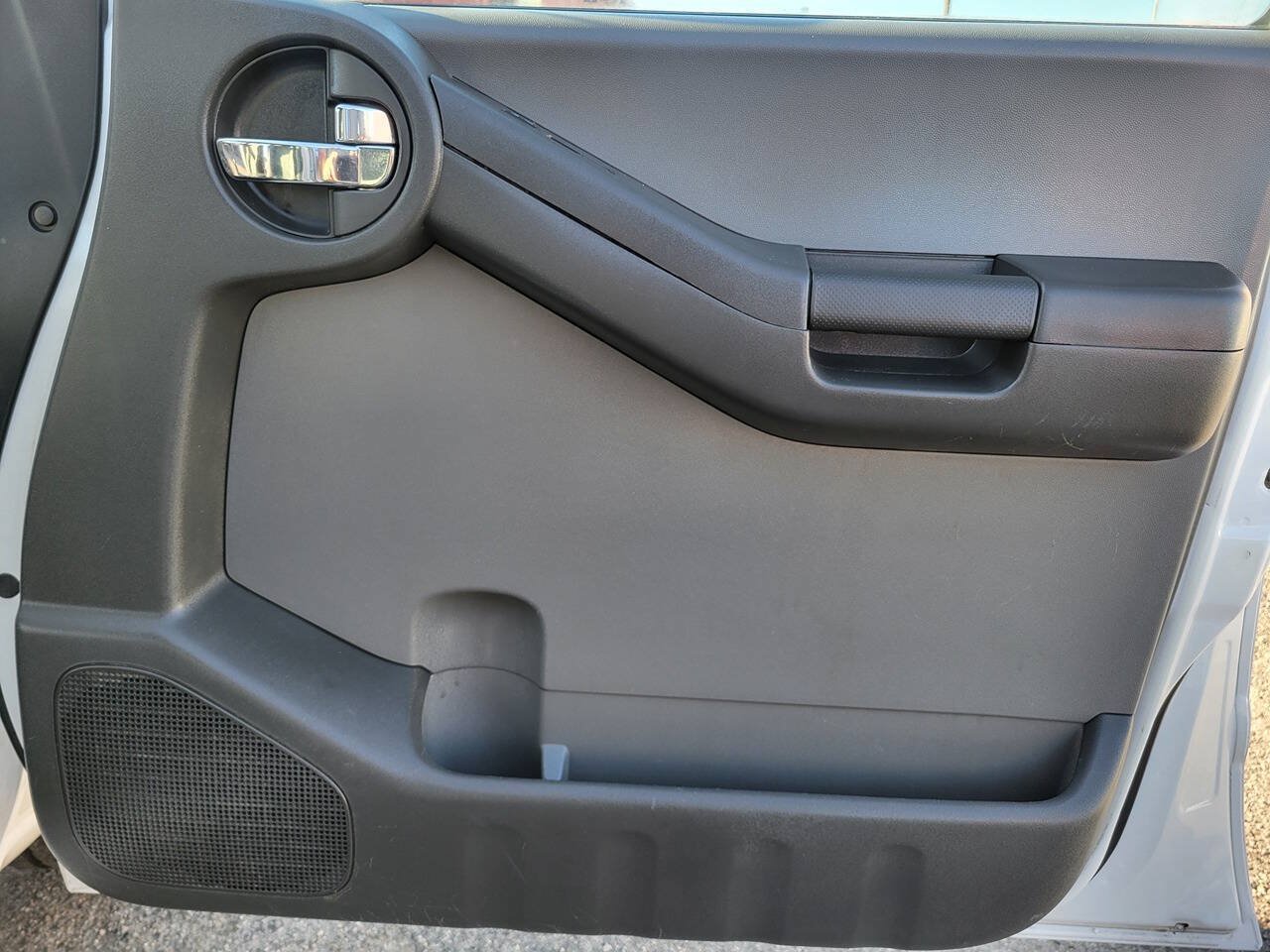 Used 2012 Nissan Xterra X RWD image 25