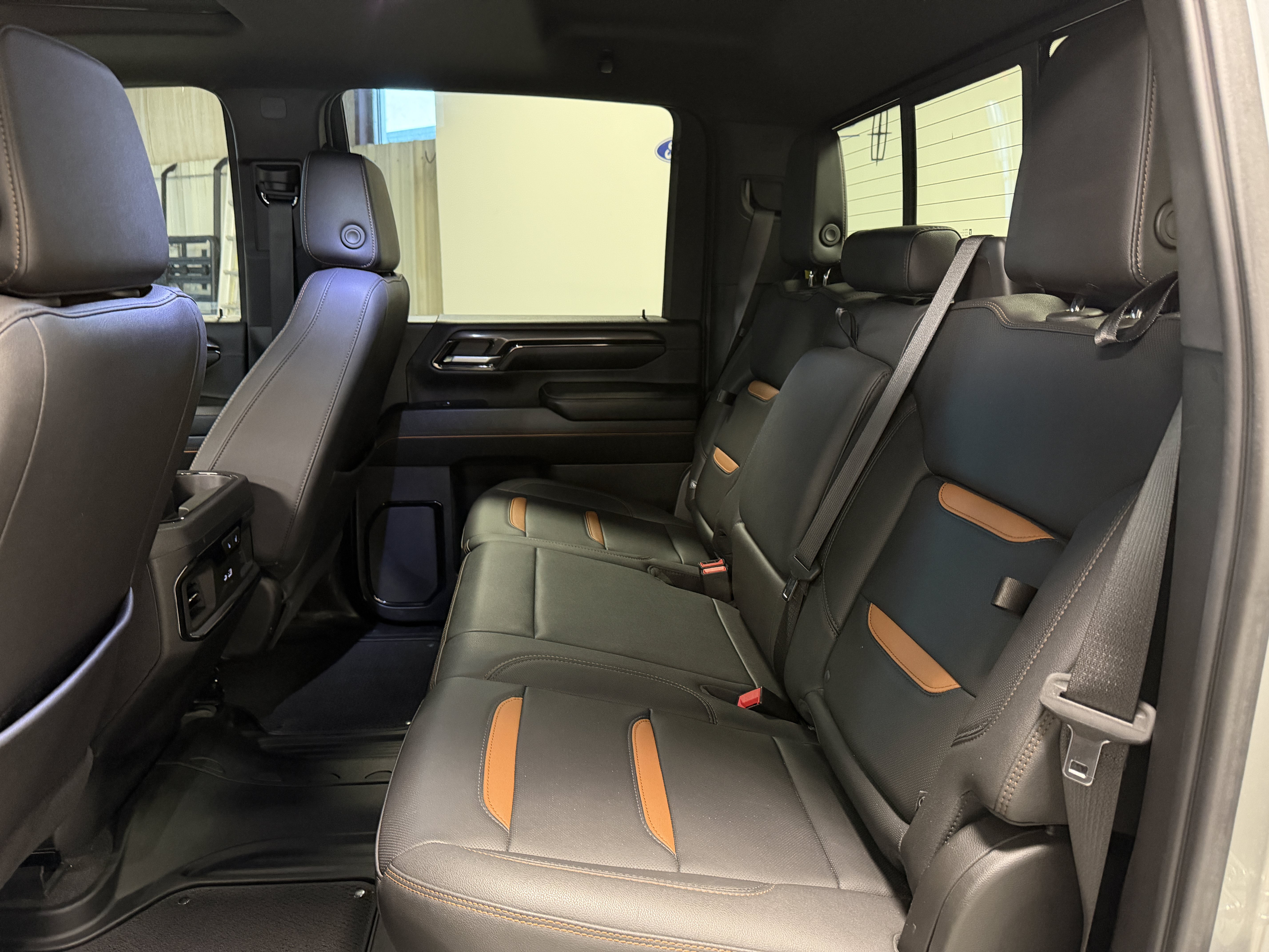 Used 2024 GMC Sierra 2500 AT4 w/ AT4 Preferred Package AWD/4WD image 22