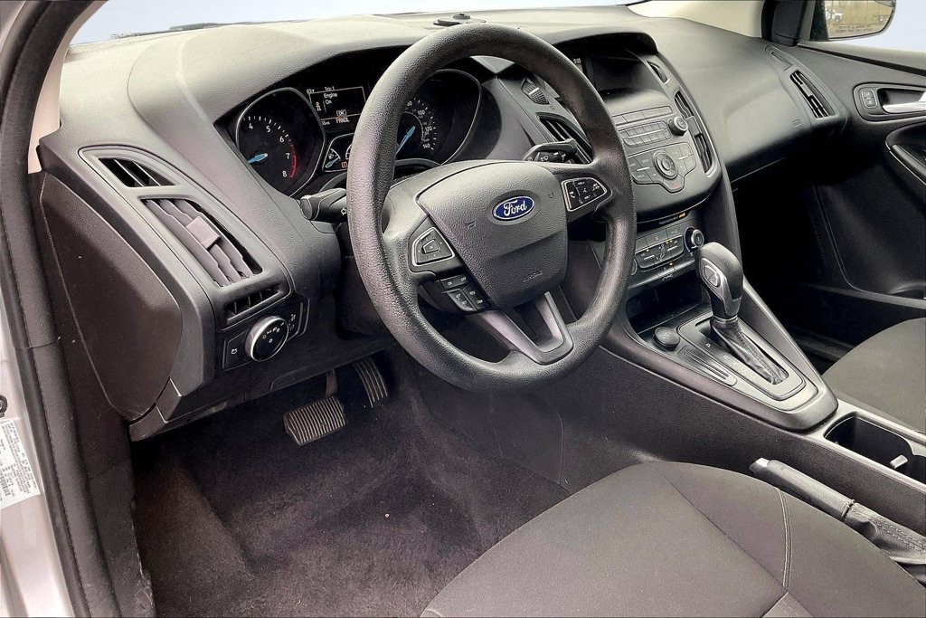 Used 2018 Ford Focus SE FWD image 18