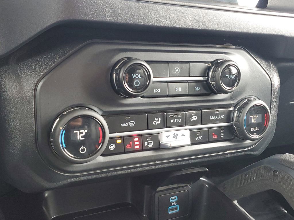 Certified 2025 Ford Bronco Badlands image 22