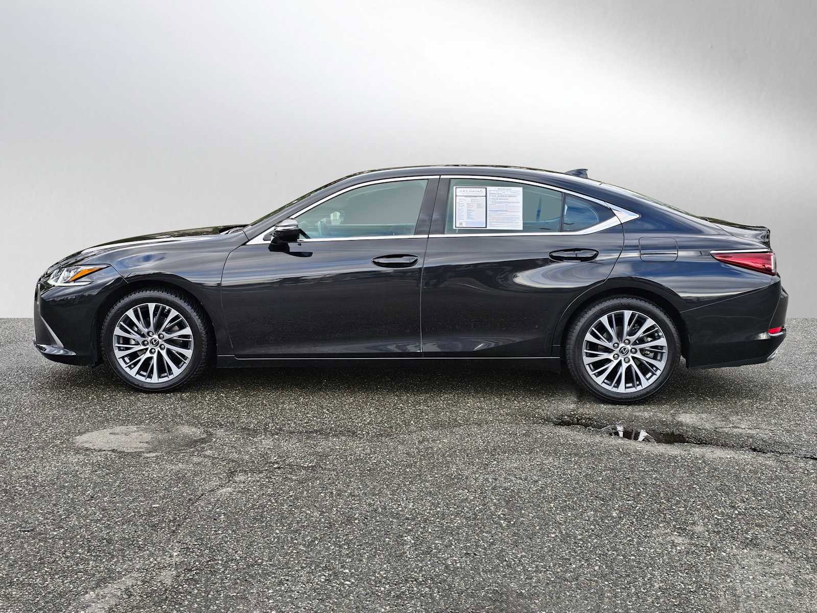 Used 2021 Lexus ES 350 w/ Premium Package image 6