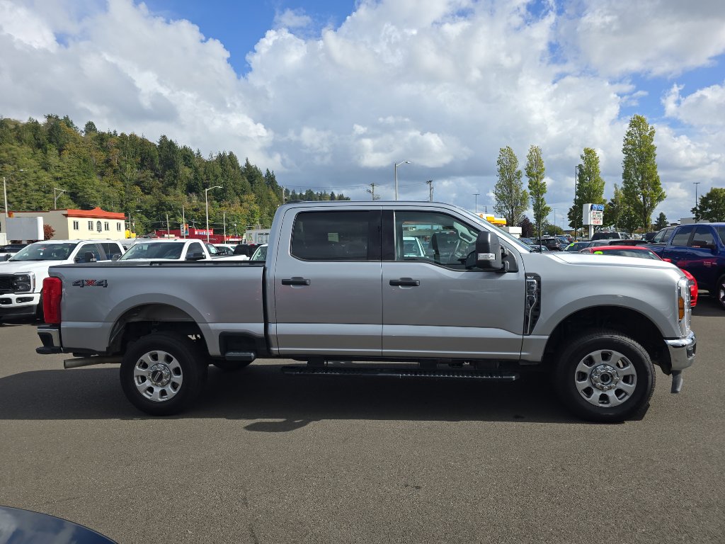 Used 2024 Ford F250 XLT image 7