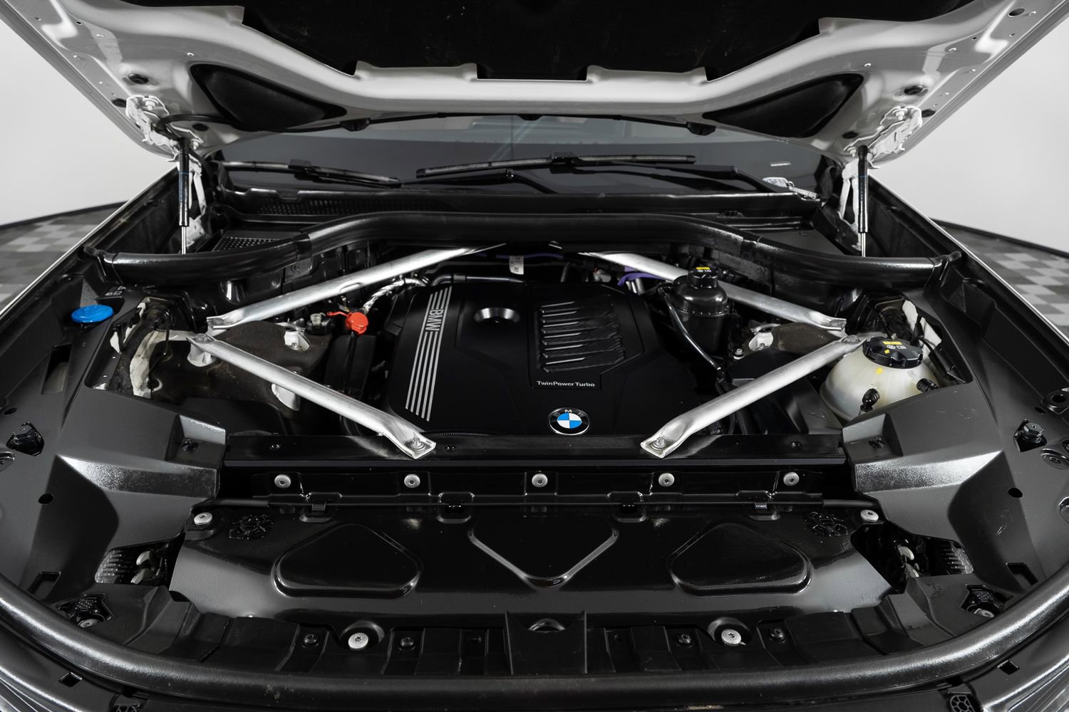 Used 2022 BMW X7 xDrive40i w/ Premium Package image 13