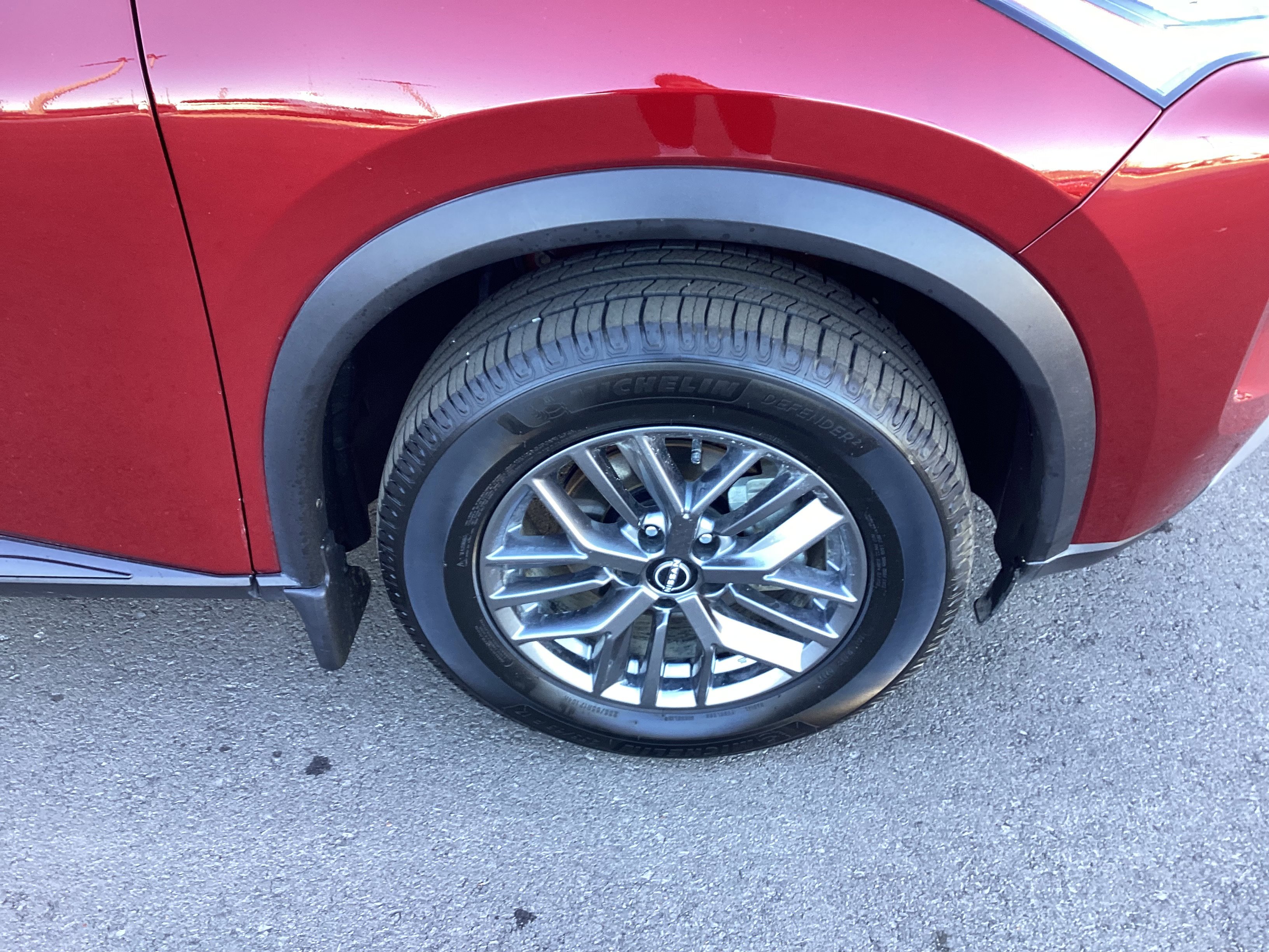 Used 2023 Nissan Rogue S image 13