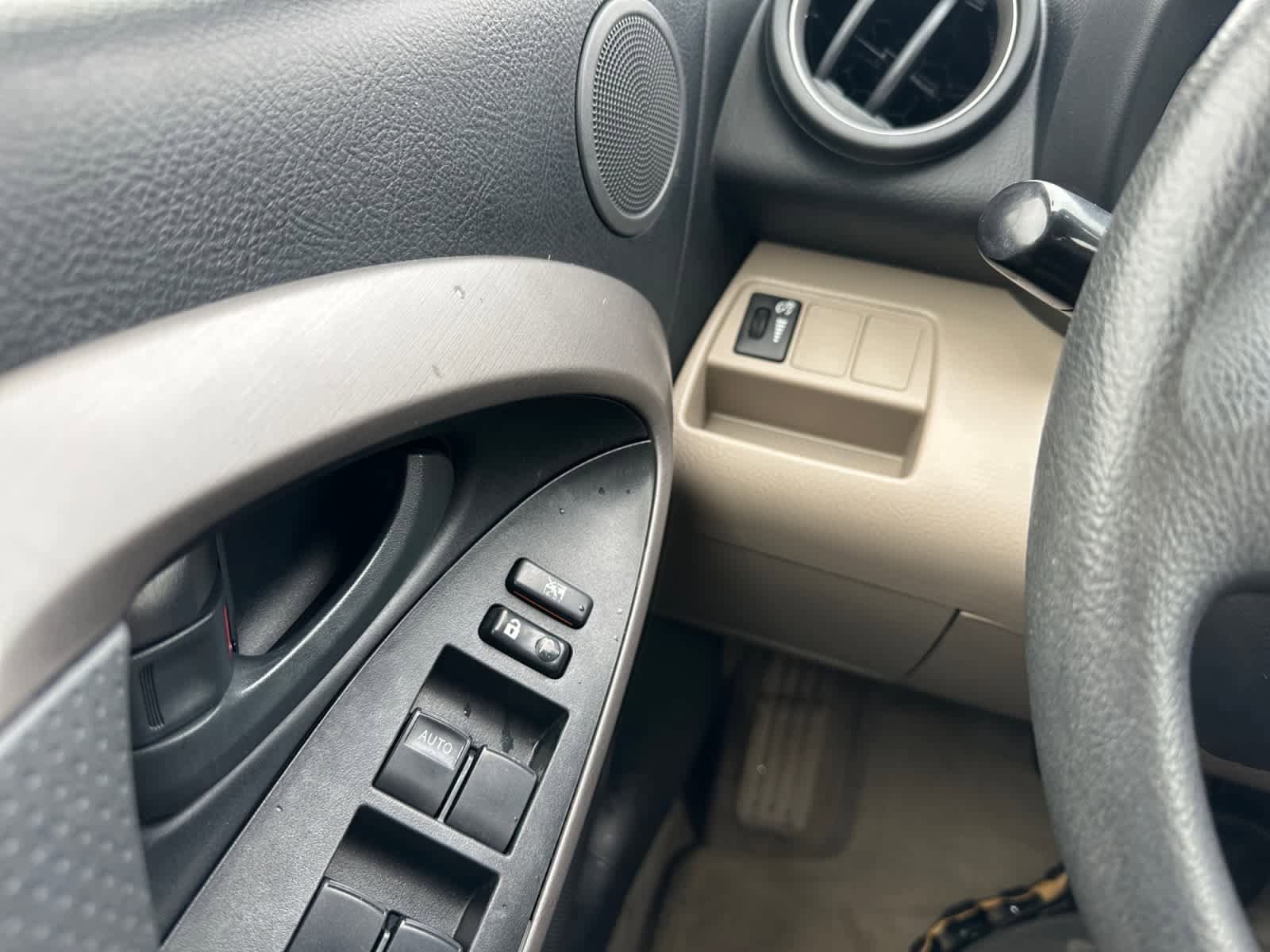 Used 2008 Toyota RAV4 4WD image 23