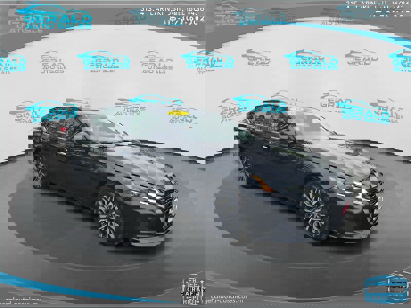 Used 2023 Nissan Altima 2.5 SV w/ SV Premium Package FWD image 9