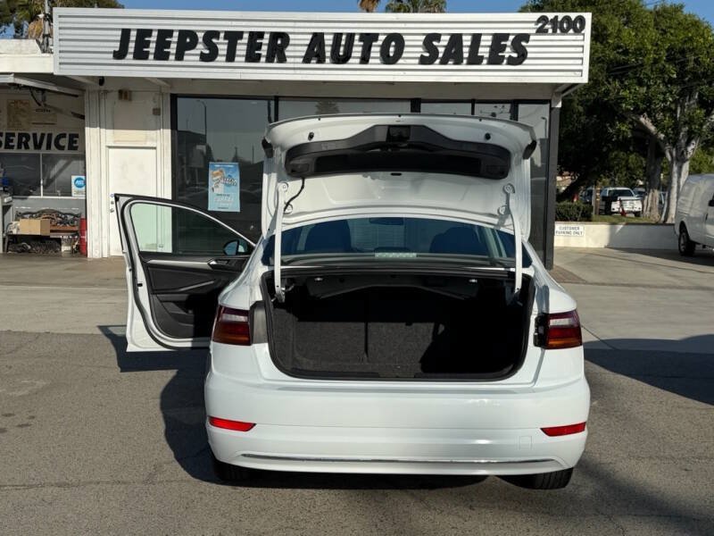 Used 2019 Volkswagen Jetta S w/ Driver Assistance Package FWD image 15