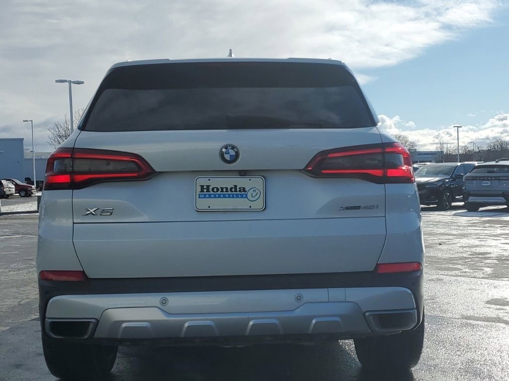 Used 2019 BMW X5 xDrive40i w/ Luxury Seating Package image 6
