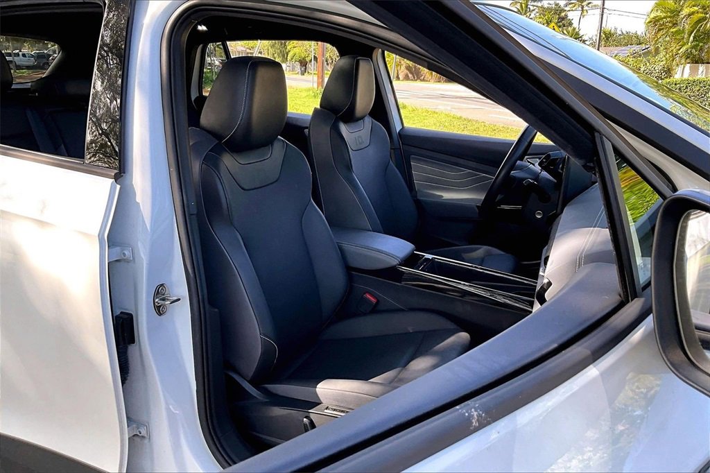 Used 2023 Volkswagen ID.4 Pro S image 7