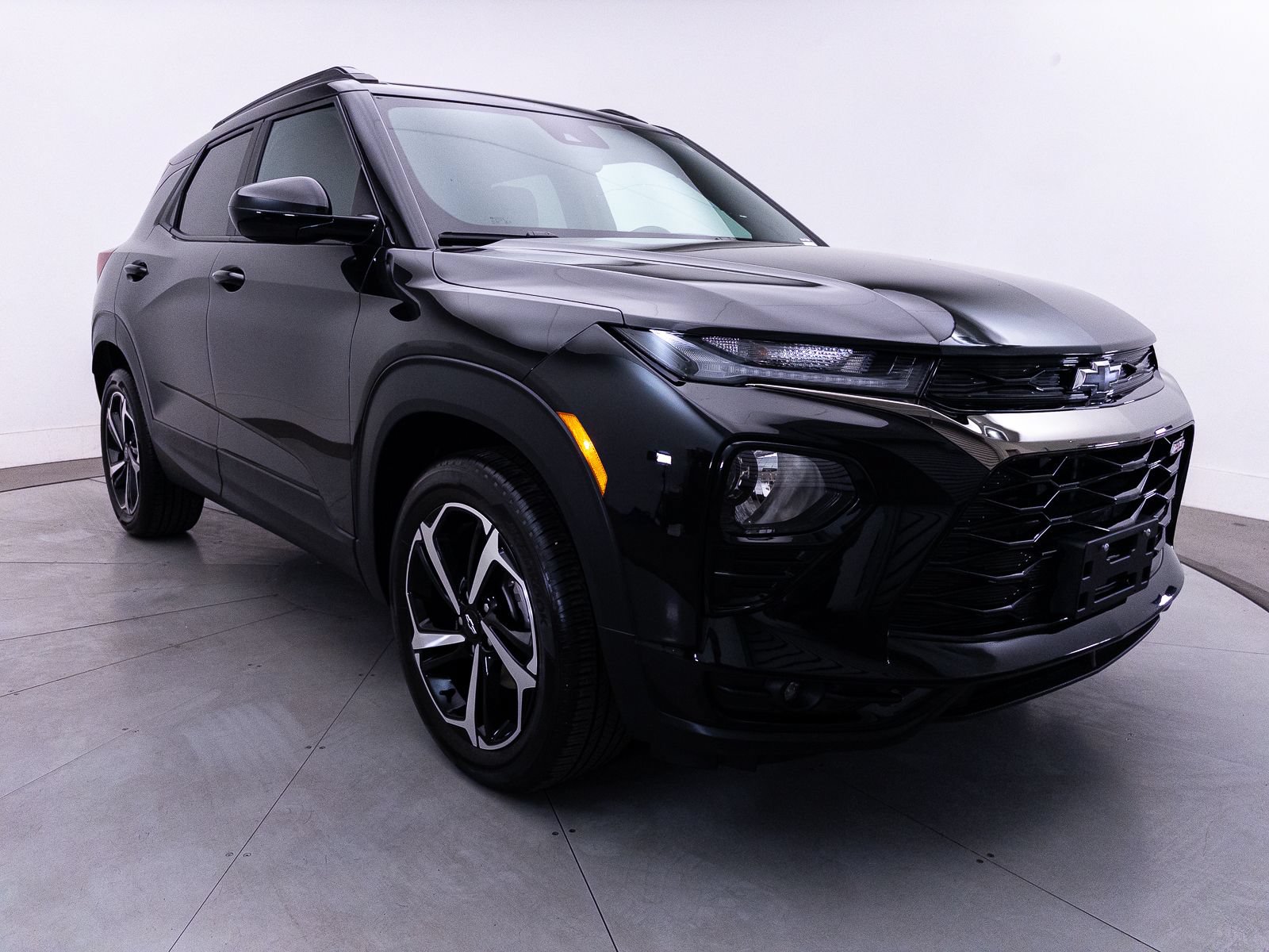 Used 2023 Chevrolet TrailBlazer RS FWD image 10