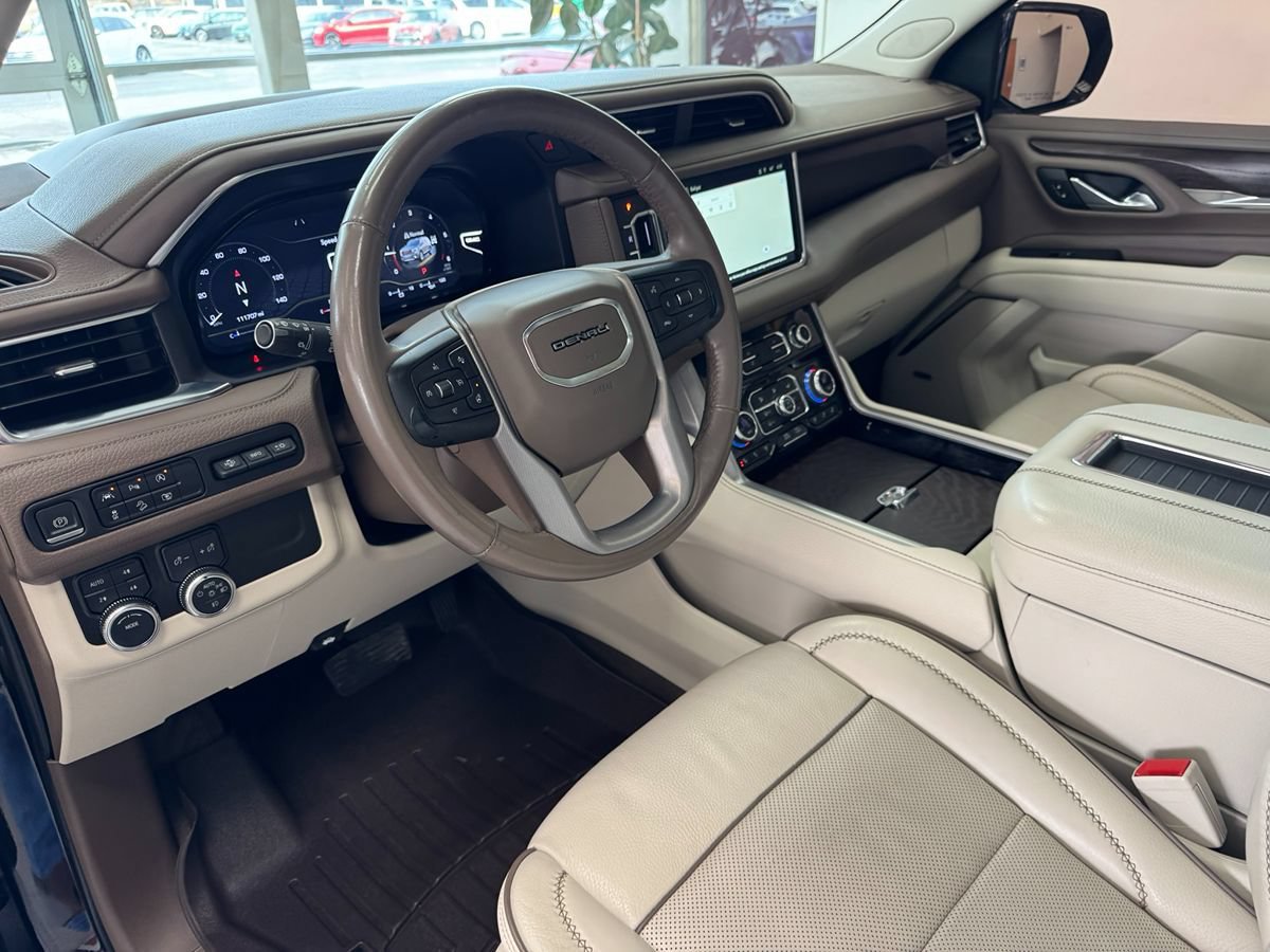 Used 2023 GMC Yukon Denali AWD/4WD image 12