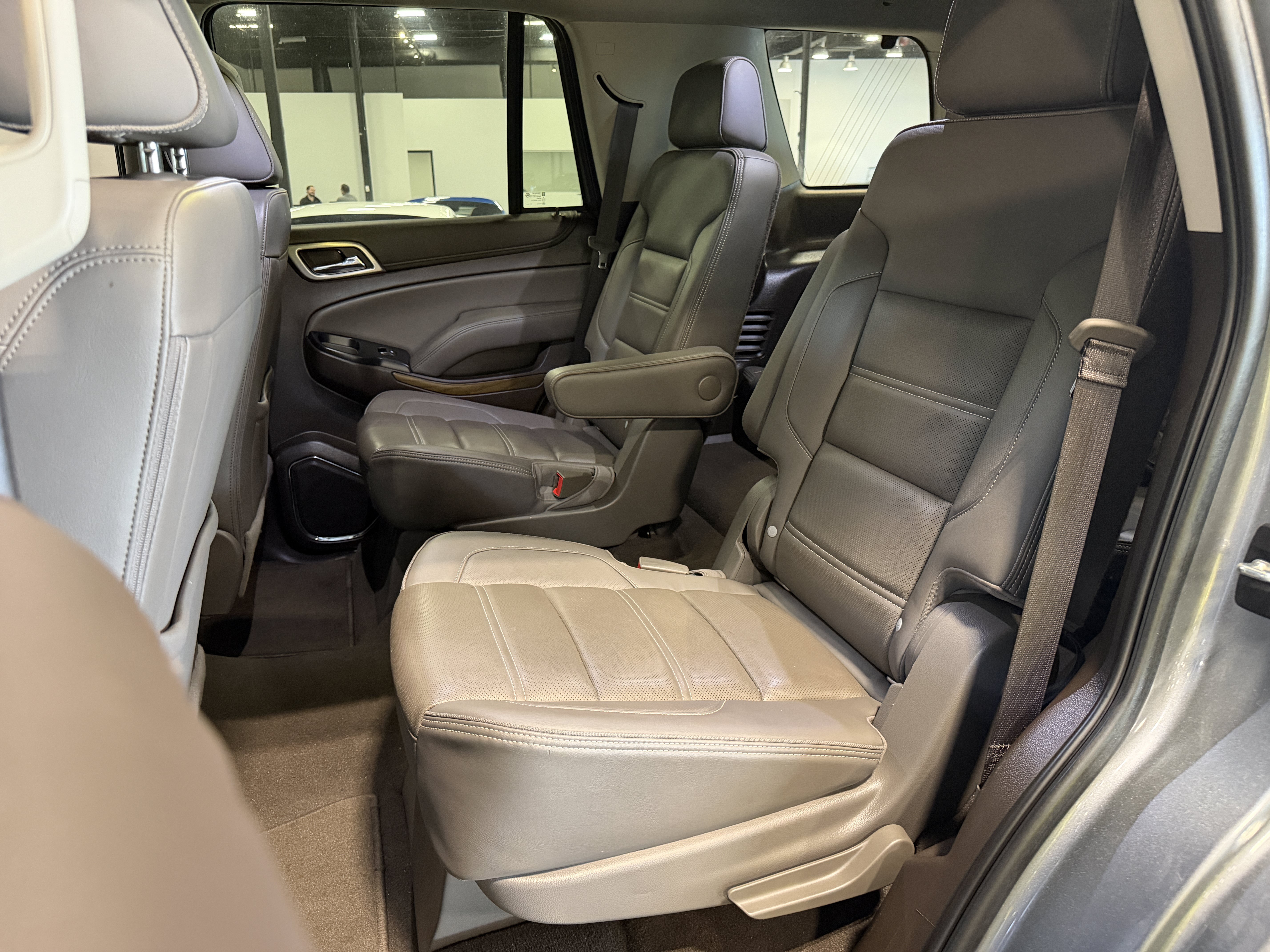 Used 2019 GMC Yukon Denali AWD/4WD image 16