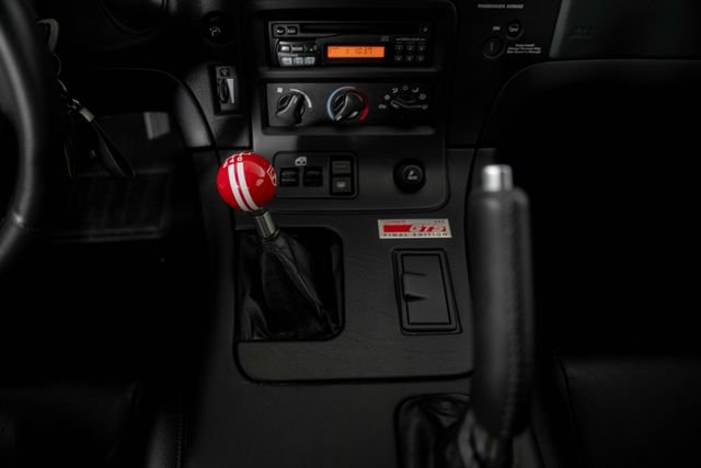 Used 2002 Dodge Viper GTS RWD image 22