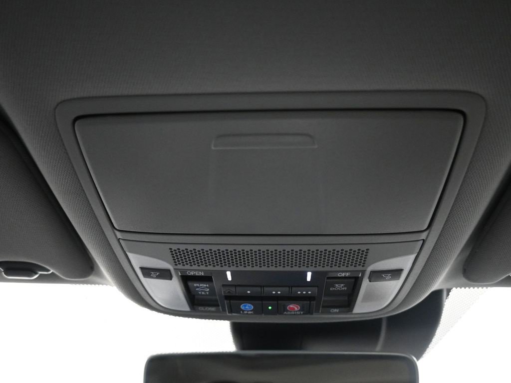 Used 2020 Acura TLX w/ Technology Package image 17