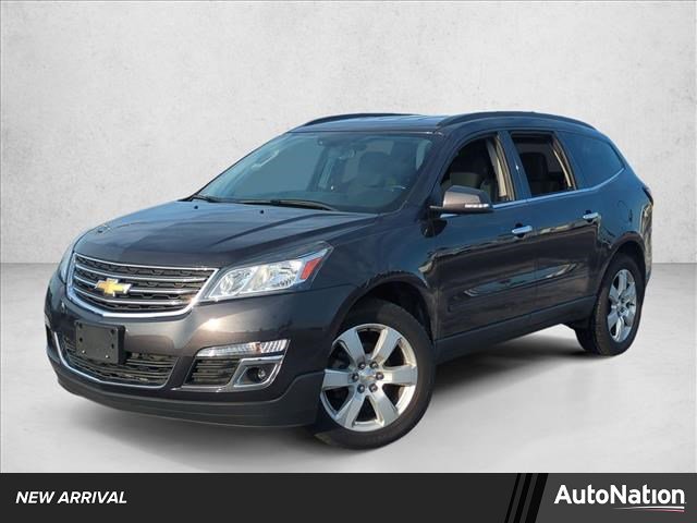 Used 2017 Chevrolet Traverse LT w/ Style and Technology Package image 1