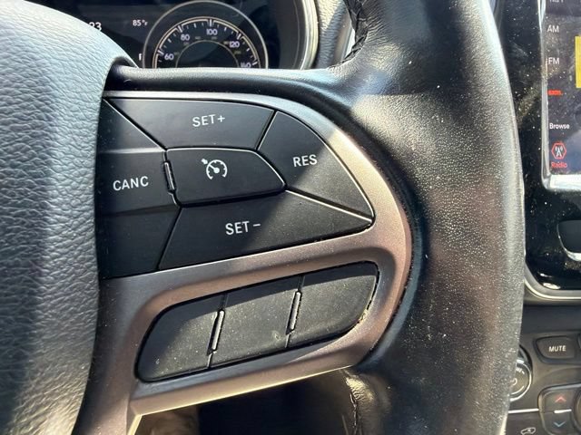 Used 2020 Jeep Cherokee Limited FWD image 41