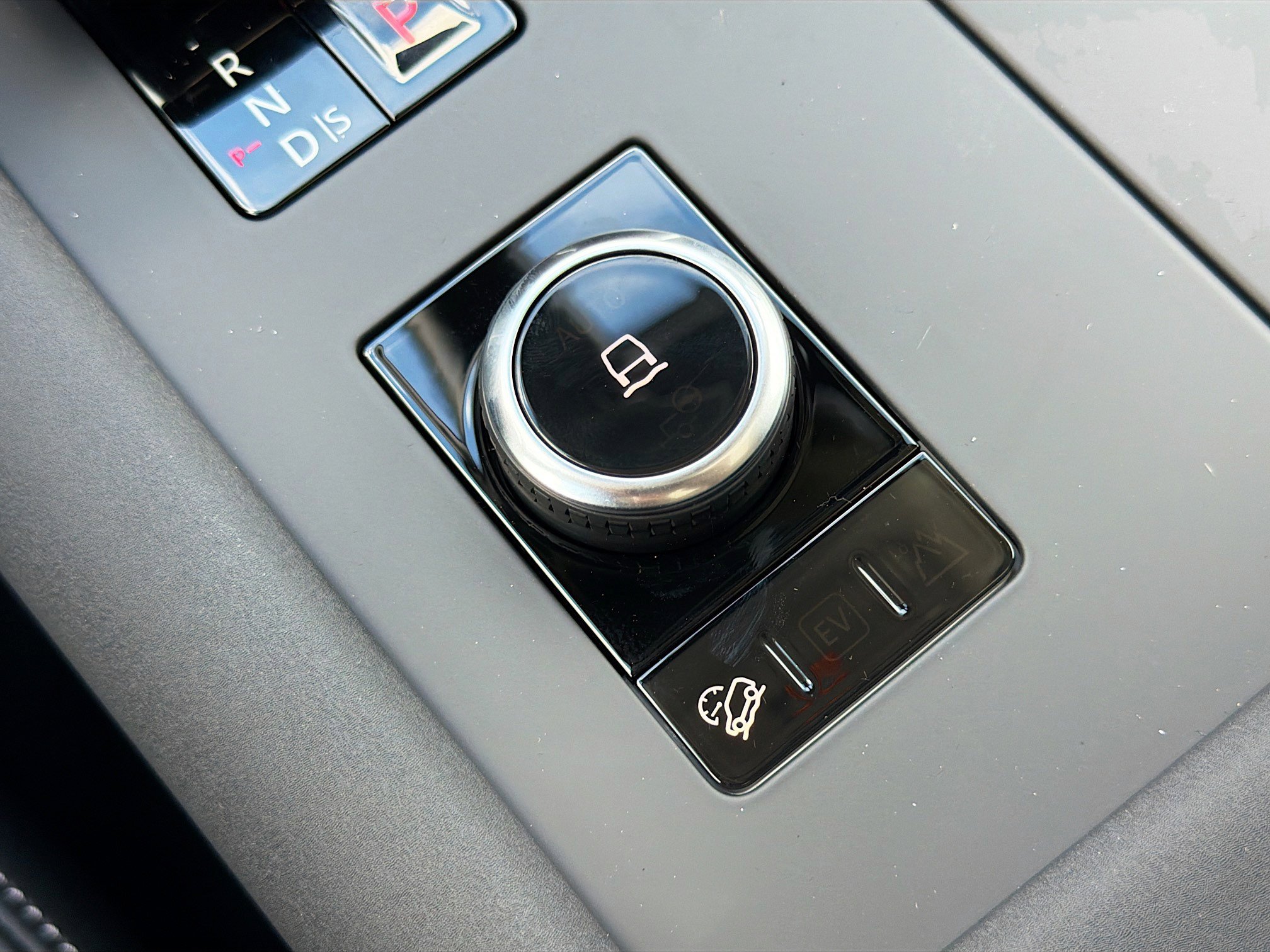 New 2026 Land Rover Discovery Dynamic SE AWD/4WD image 48