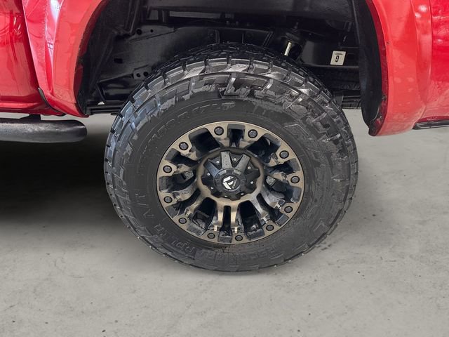 Used 2019 Toyota Tacoma TRD Sport image 14