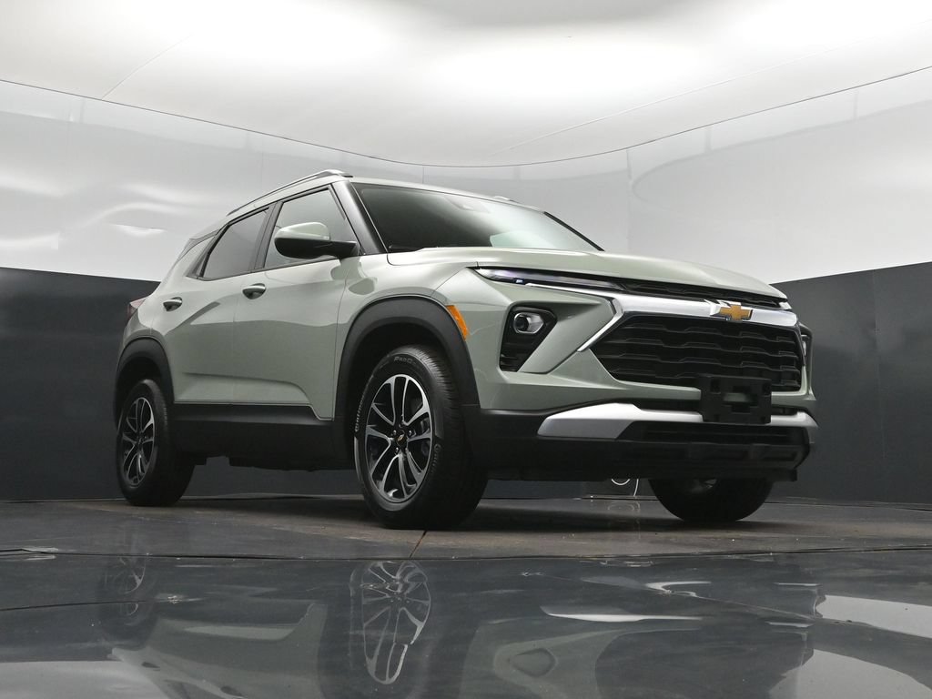 New 2026 Chevrolet TrailBlazer LT w/ Driver Confidence Package FWD image 44