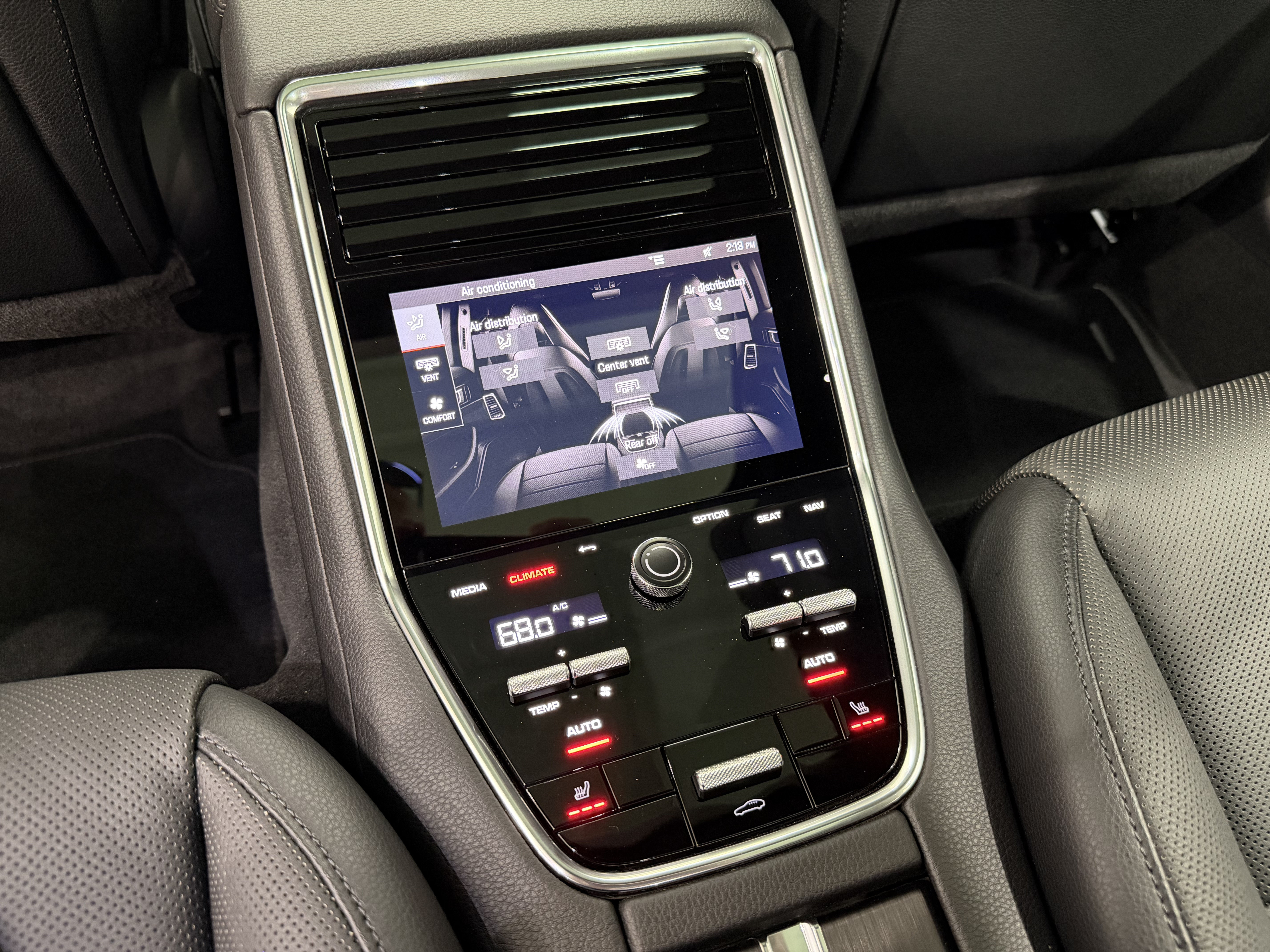Certified 2023 Porsche Panamera 4 Platinum Edition AWD/4WD image 21