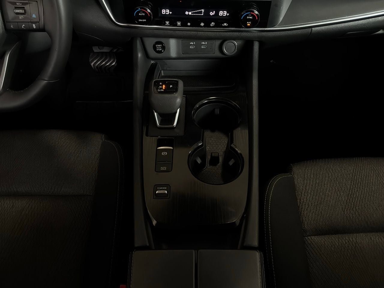 Used 2025 Nissan Rogue SV FWD image 15