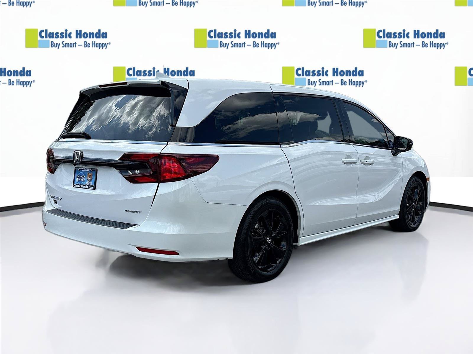 Used 2024 Honda Odyssey Sport image 8