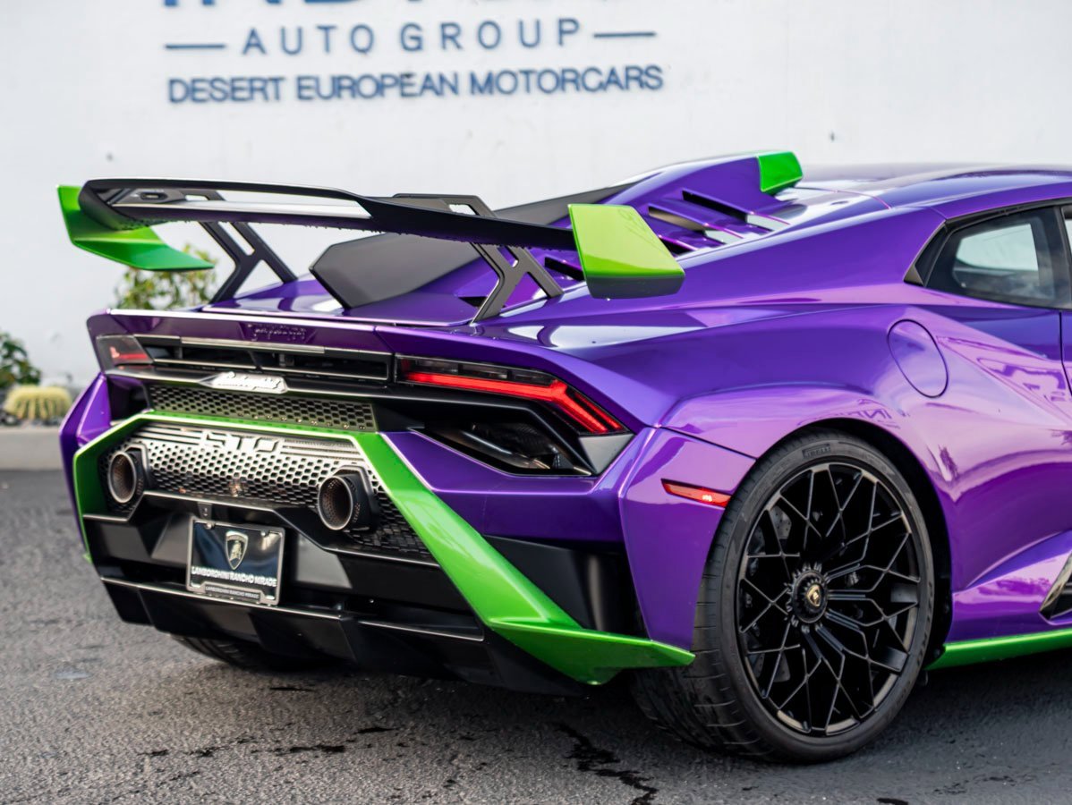 Used 2024 Lamborghini Huracan STO image 7