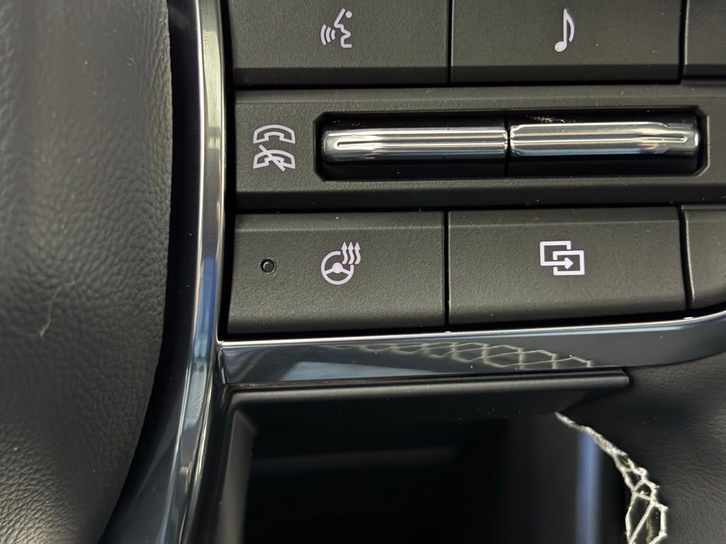 New 2026 GMC Acadia Denali w/ Super Cruise Package image 26