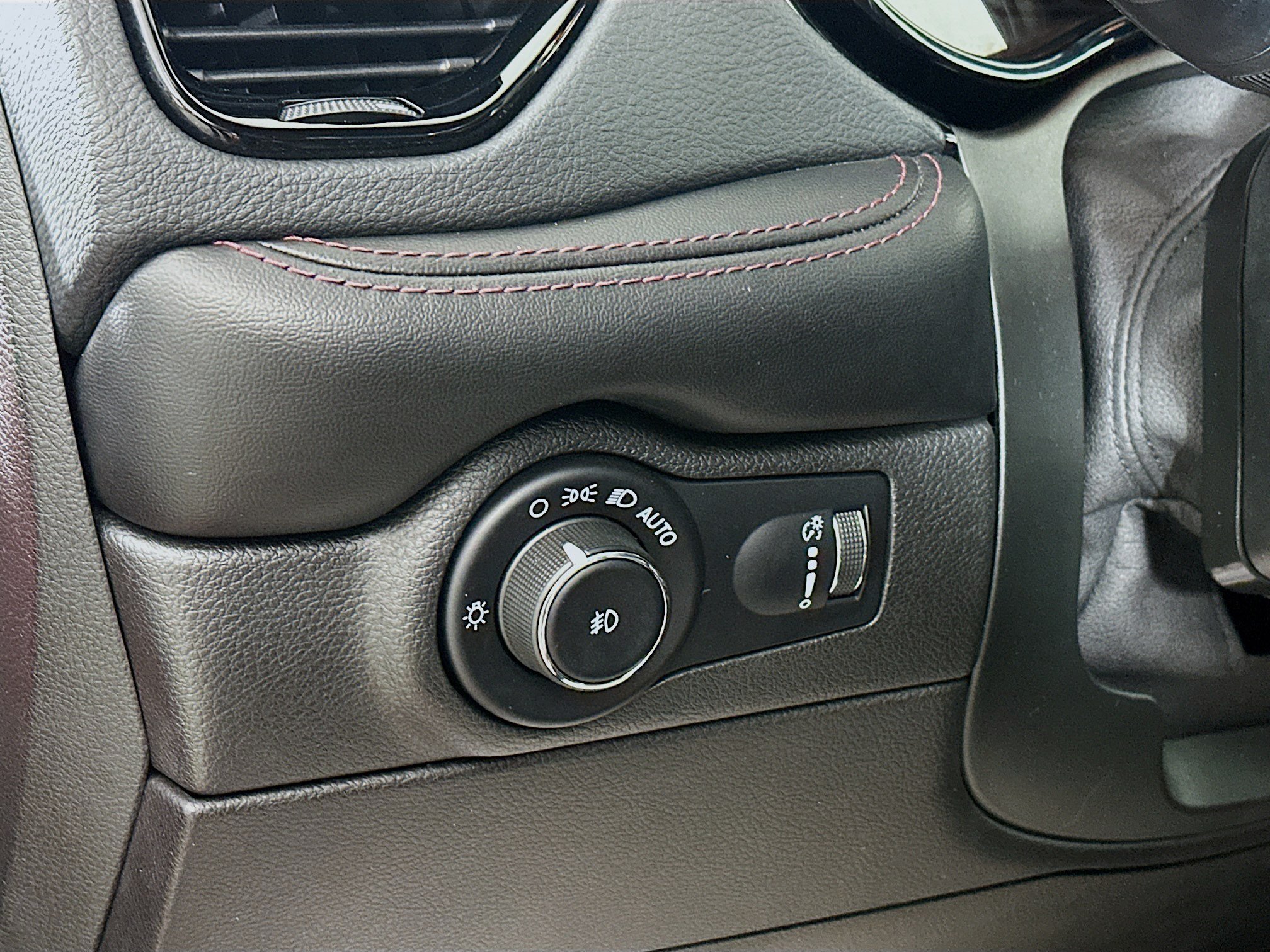 Used 2021 Dodge Durango R/T AWD/4WD image 10