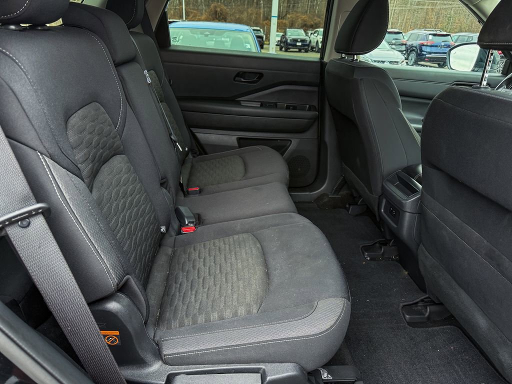 Certified 2023 Nissan Pathfinder S image 16