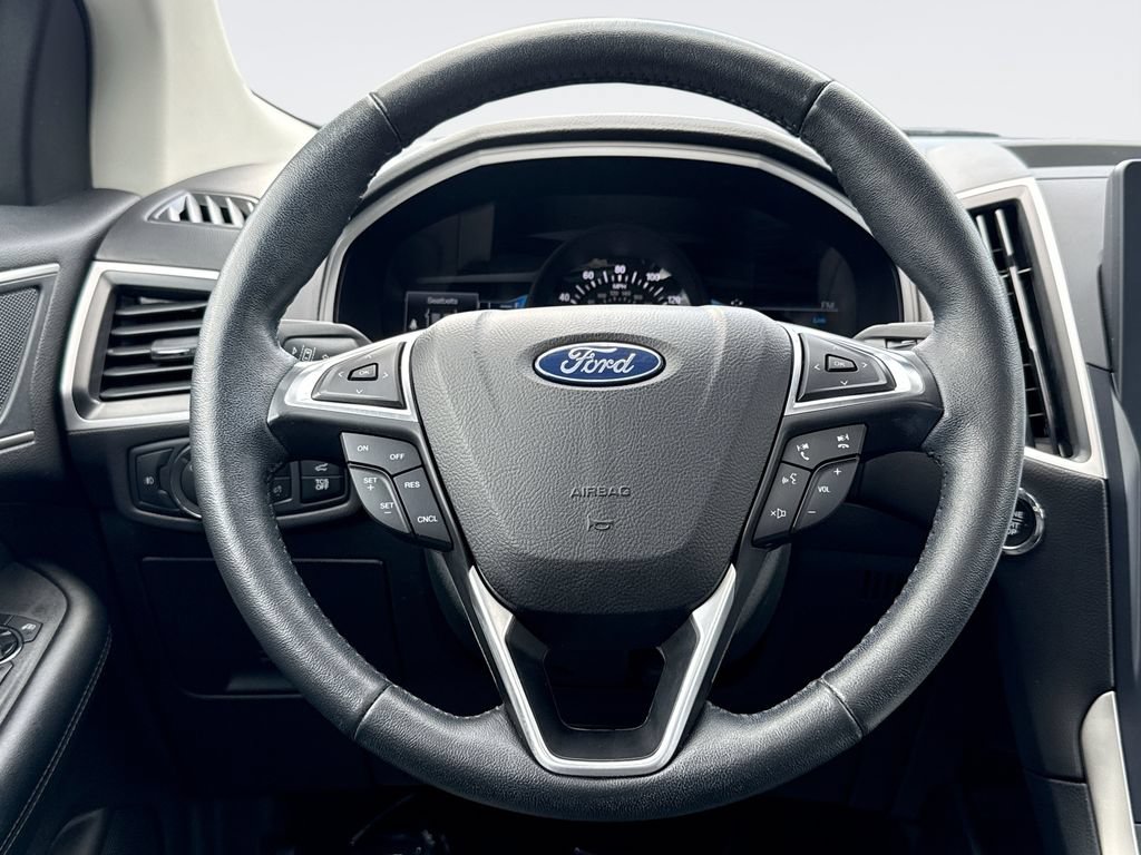 Used 2023 Ford Edge SEL w/ Convenience Package AWD/4WD image 11