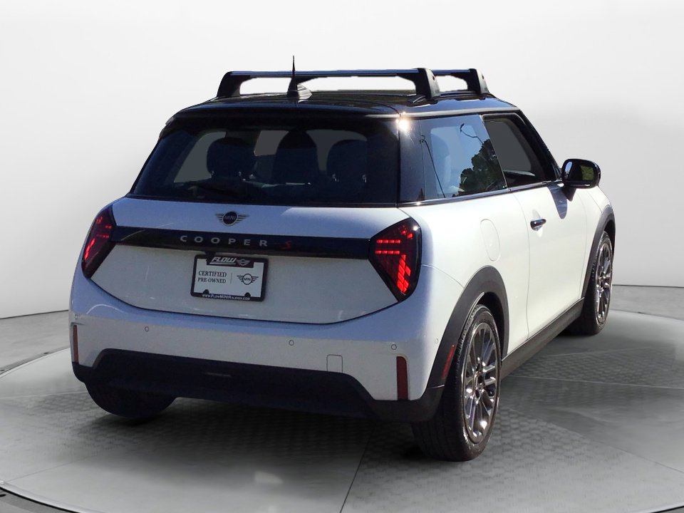 Certified 2025 MINI Cooper S image 7