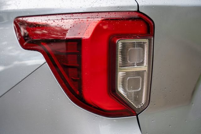 Used 2022 Ford Explorer ST w/ Equipment Group 401A AWD/4WD image 11