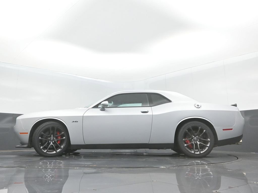 Used 2023 Dodge Challenger R/T w/ Performance Handling Group image 14