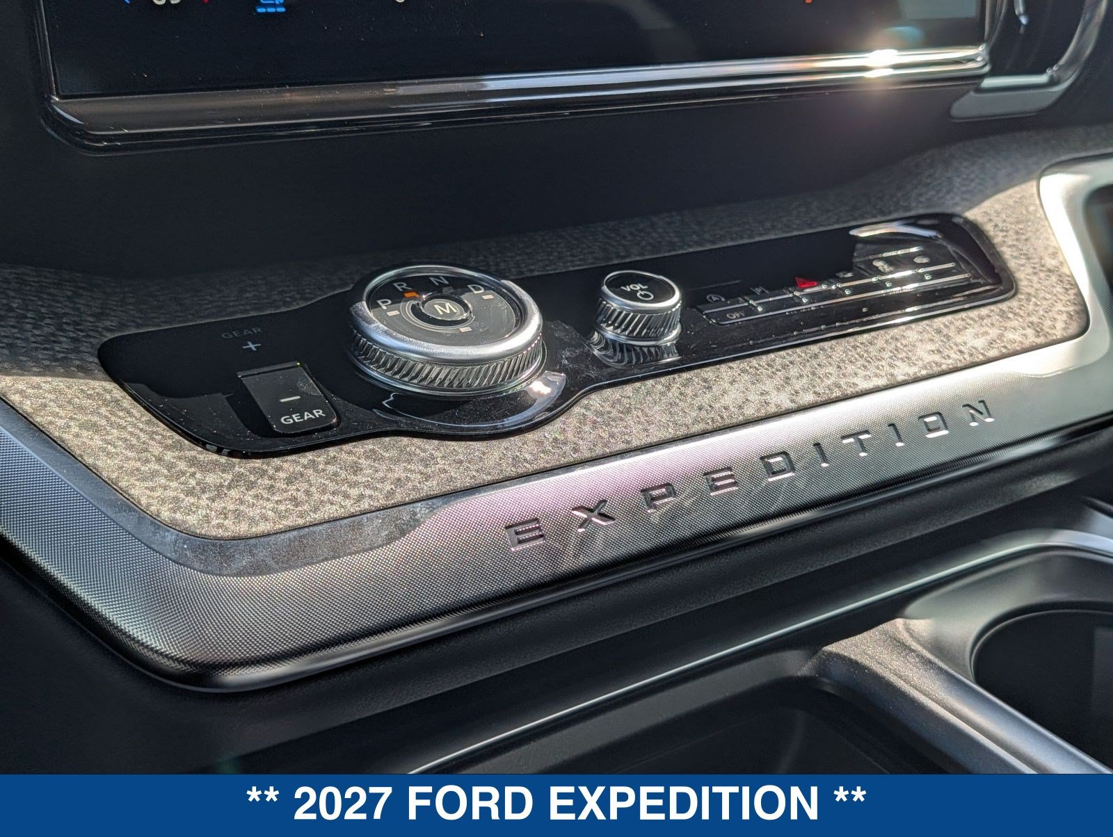 New 2027 Ford Expedition Tremor w/ Driver's Package AWD/4WD image 35