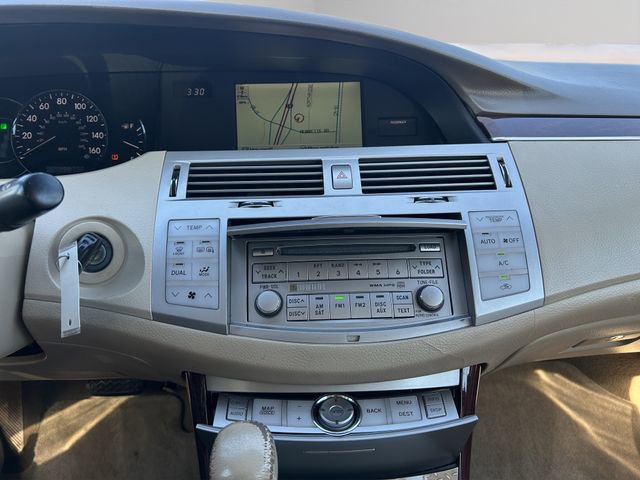 Used 2009 Toyota Avalon XLS image 20