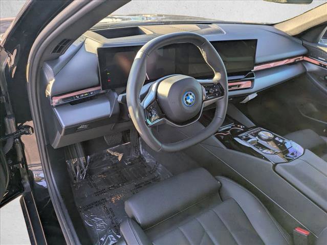 Certified 2024 BMW i5 eDrive40i w/ M Sport Package image 10