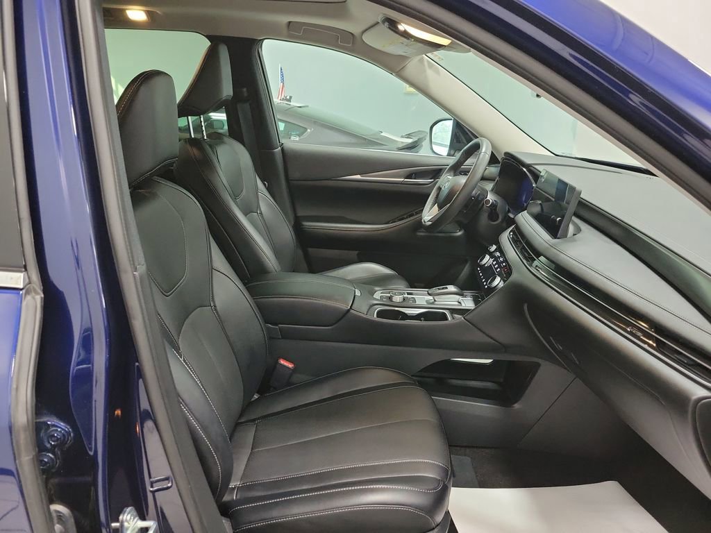 Used 2024 INFINITI QX60 Luxe image 24