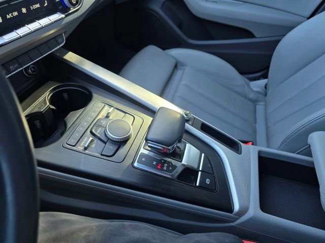 Used 2018 Audi A4 2.0T Premium w/ Convenience Package image 28