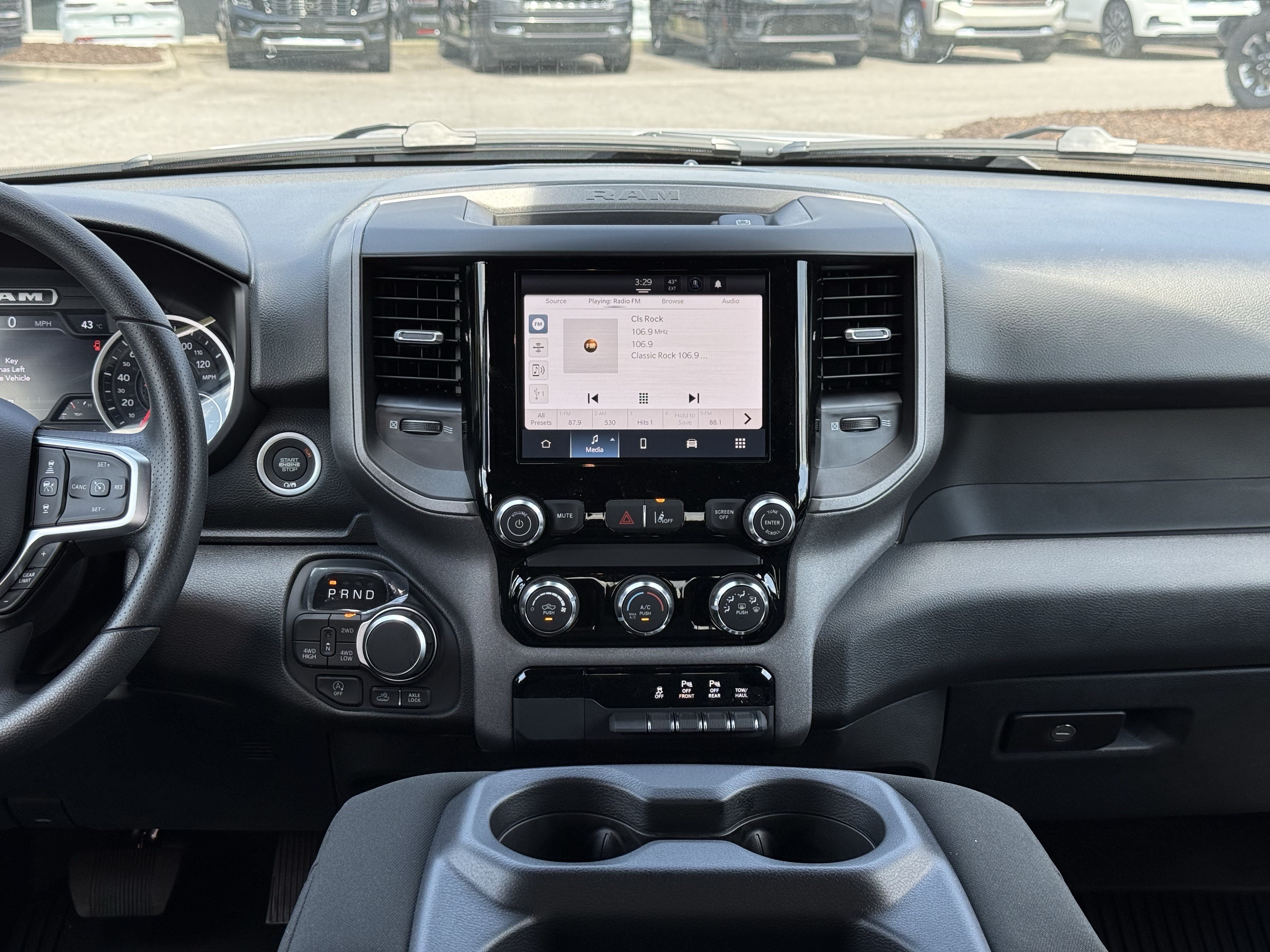 New 2026 RAM 1500 Warlock AWD/4WD image 30
