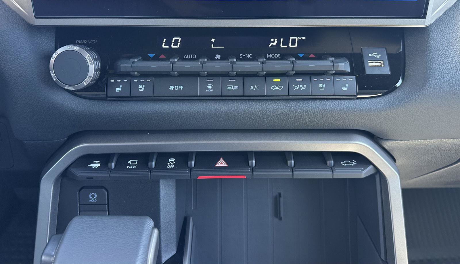 New 2026 Toyota Tundra Limited AWD/4WD image 22