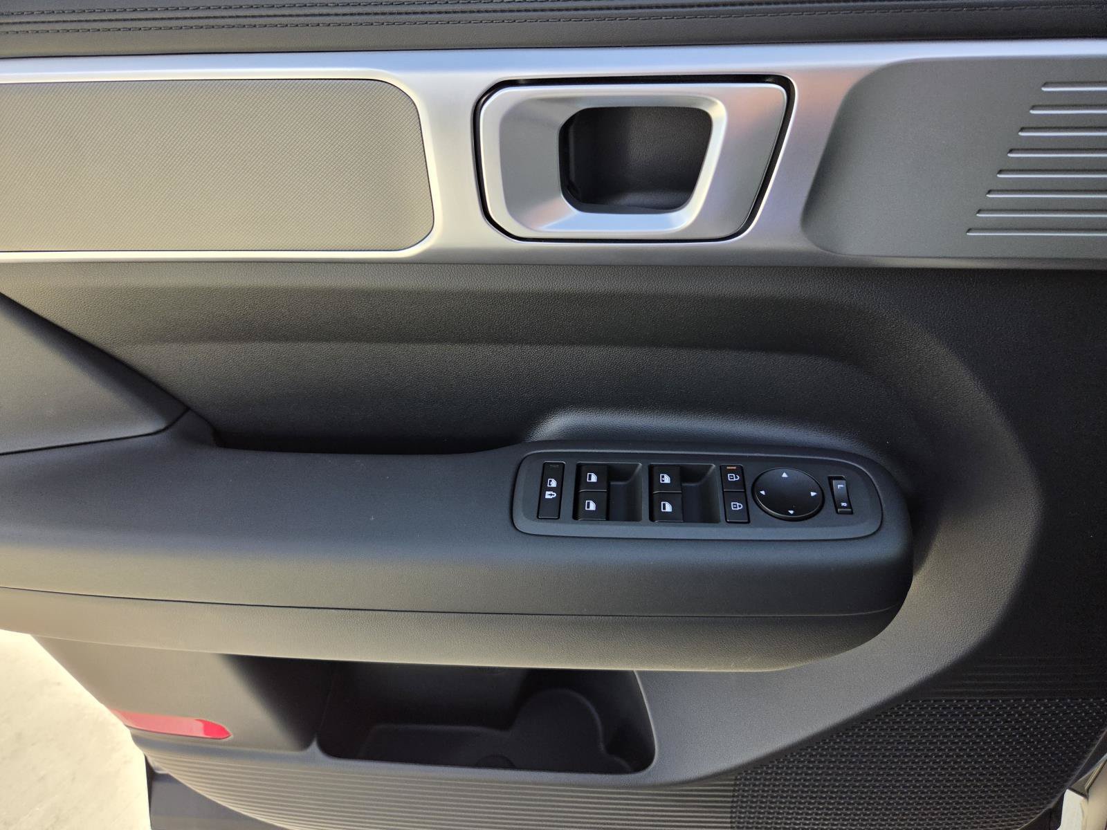 New 2027 Hyundai Santa Fe SE FWD image 15
