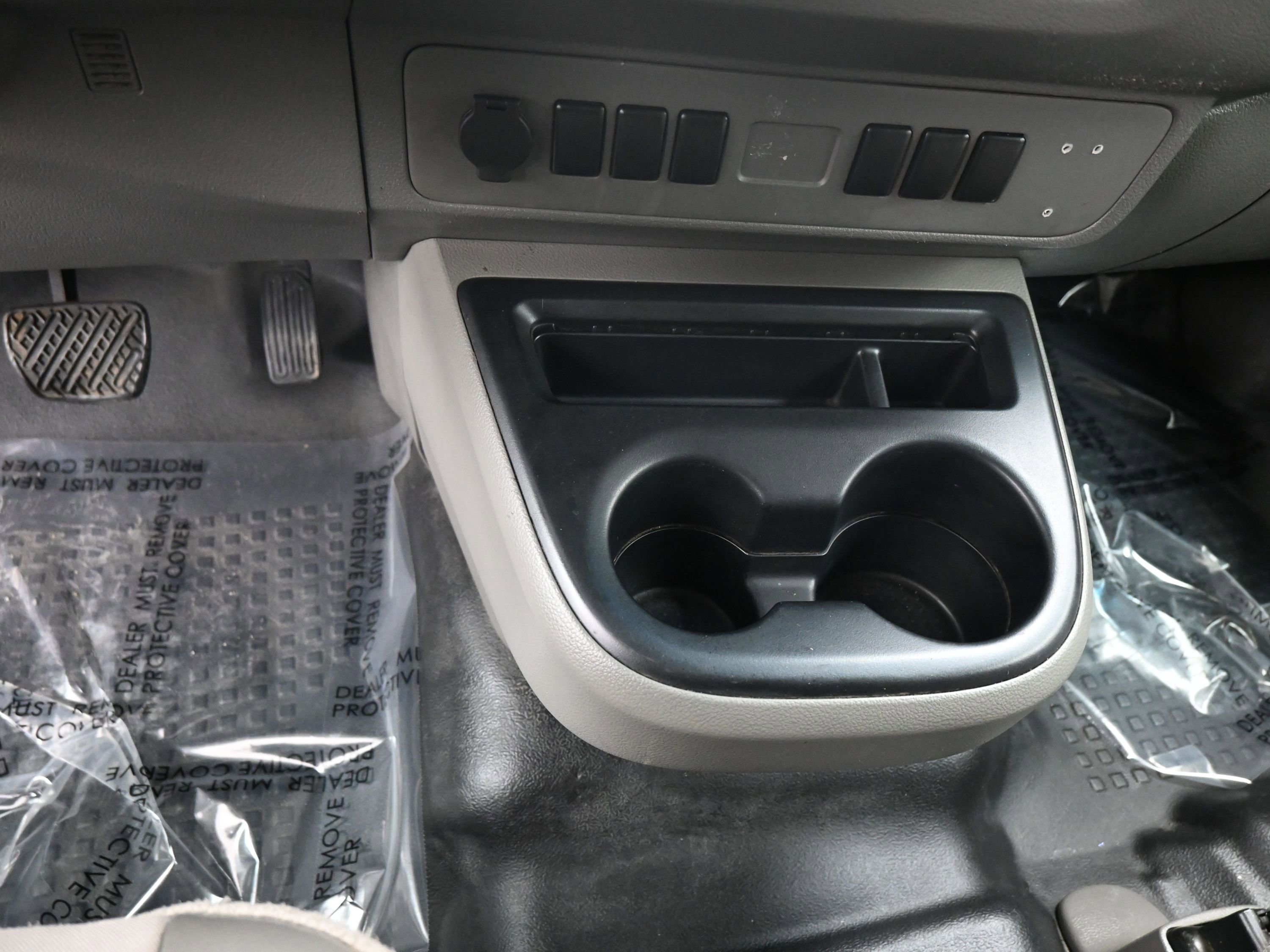 Used 2017 Nissan NV 3500 S w/ Power Package image 14