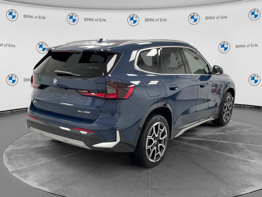 New 2027 BMW X1 xDrive28i AWD/4WD image 4